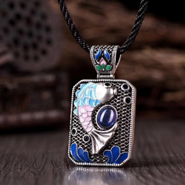 N010-A Ladies Carp Pattern National Style Necklace 